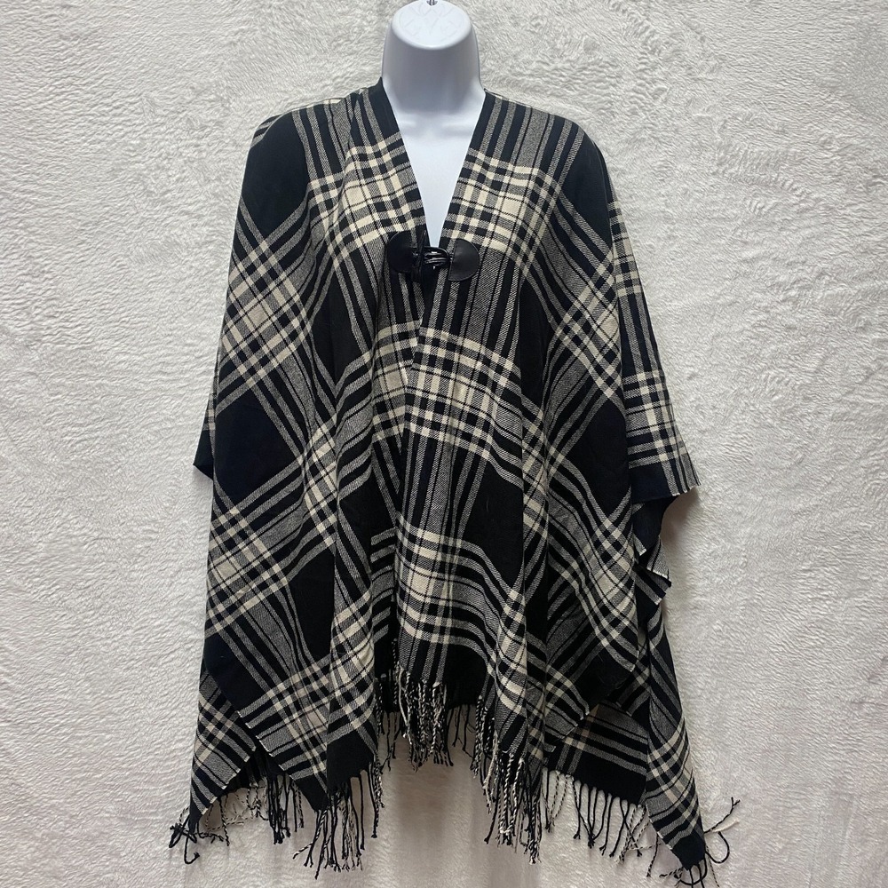 Chaps Black Plaid Wrap Poncho Shawl Women's One Size Toggle Fringe Hem